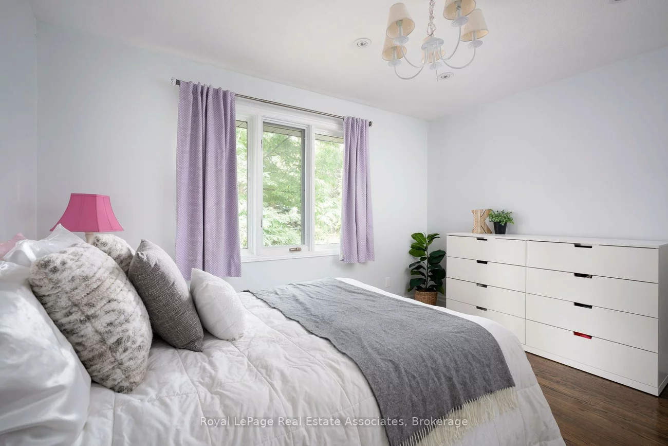 1349, Birchwood Heights, Mineola, Mississauga