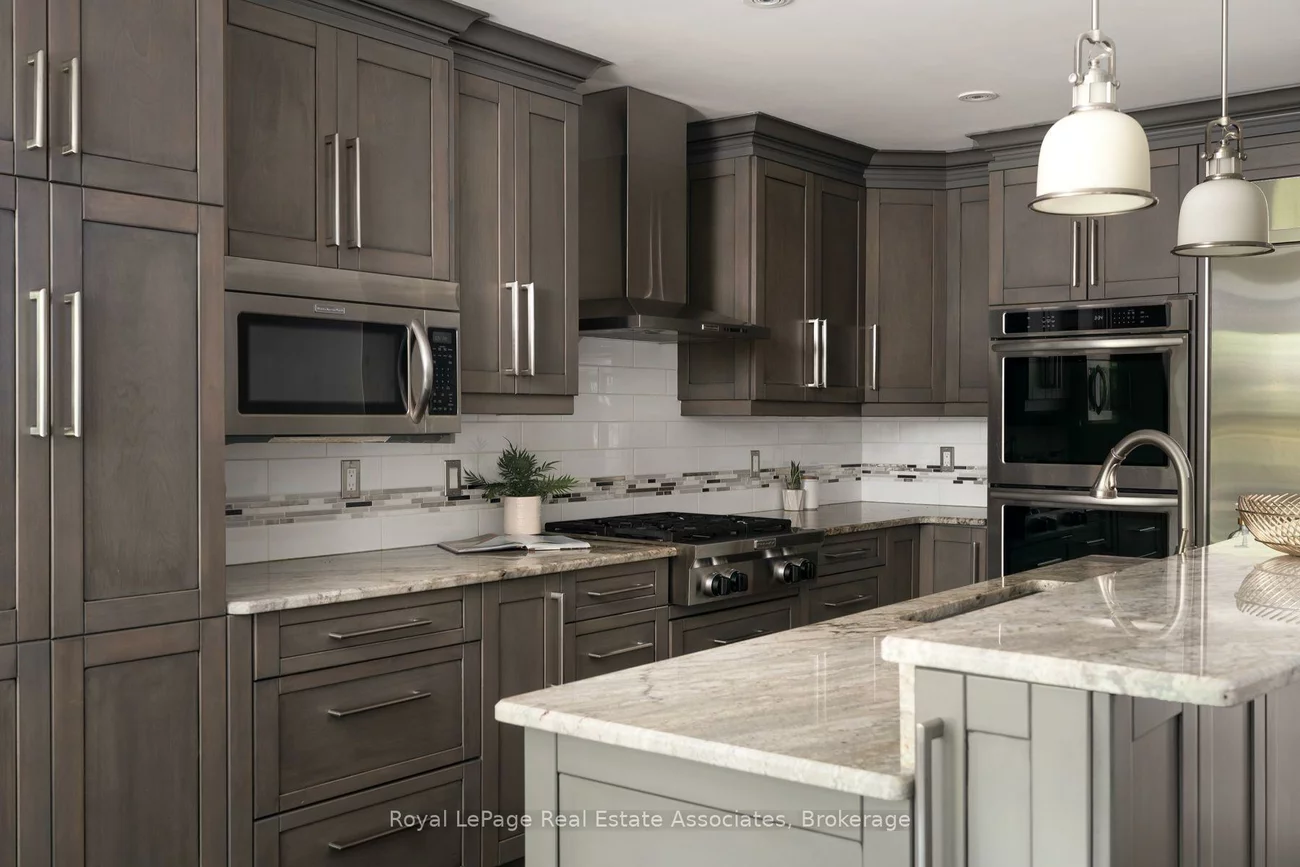 1349, Birchwood Heights, Mineola, Mississauga