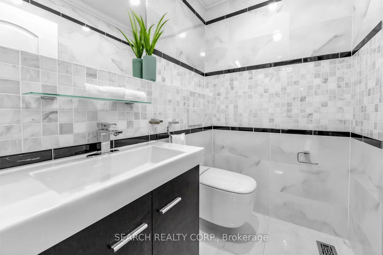 1421, Watersedge, Clarkson, Mississauga