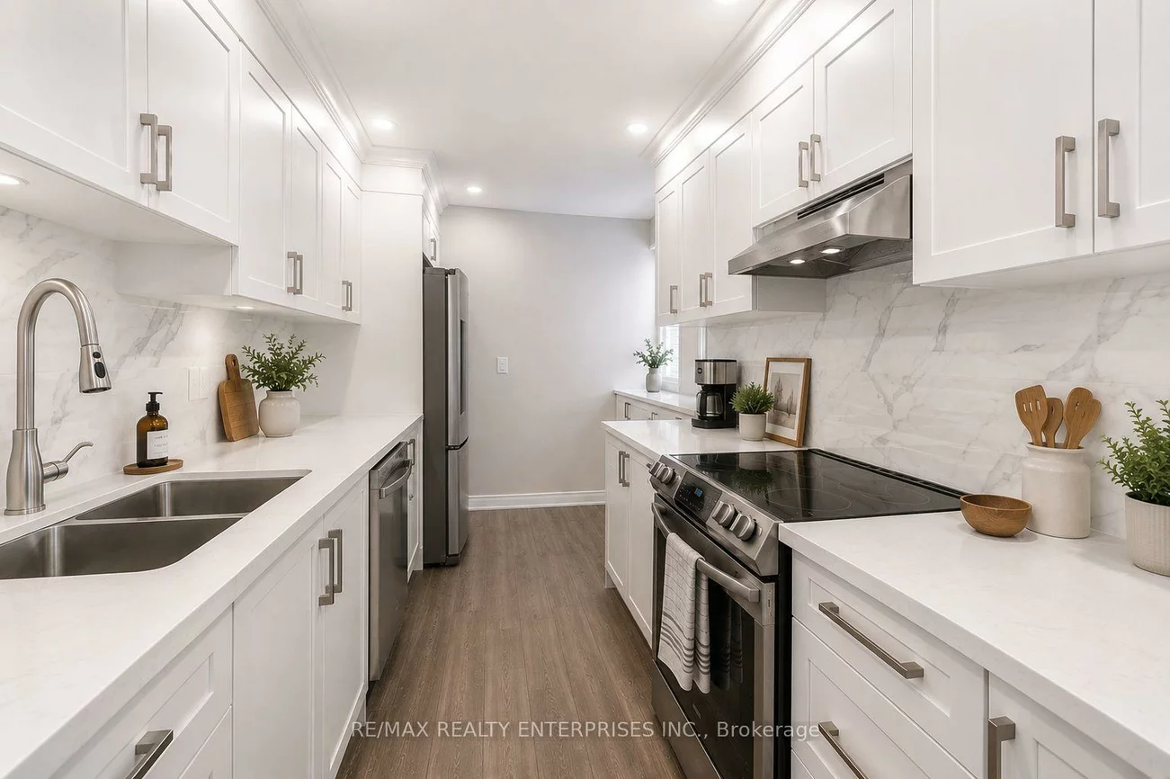 3446, Ash Row, Erin Mills, Mississauga