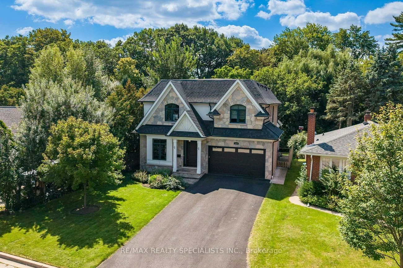 1534, Trotwood, Mineola, Mississauga