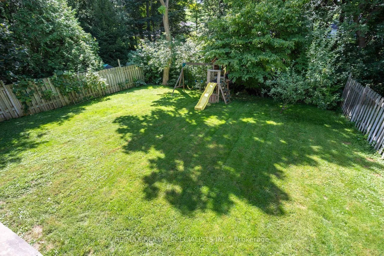 1534, Trotwood, Mineola, Mississauga
