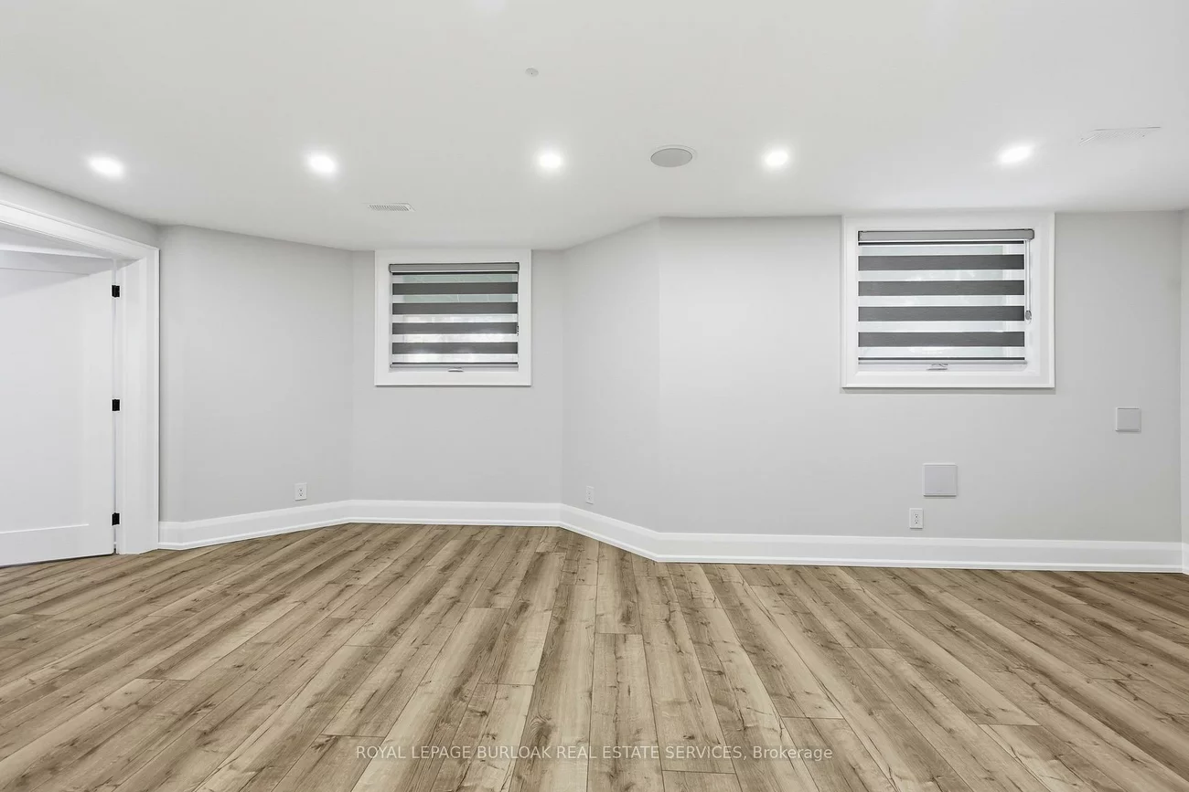 2029, Kempton Park, Central Erin Mills, Mississauga