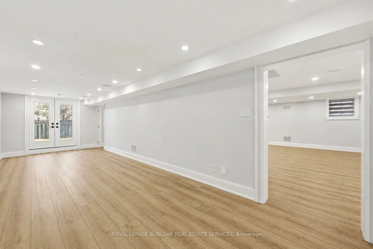 2029, Kempton Park, Central Erin Mills, Mississauga