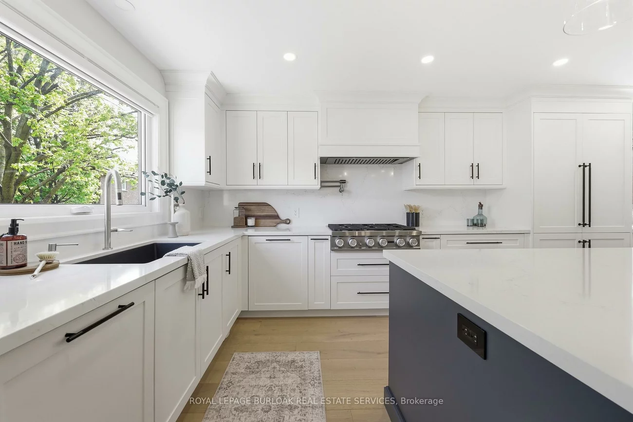 2029, Kempton Park, Central Erin Mills, Mississauga