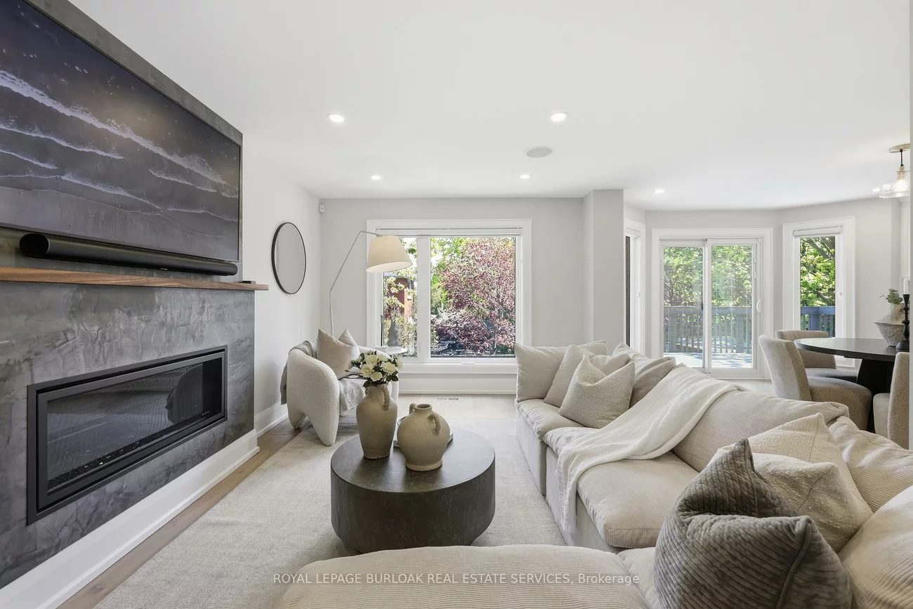 2029, Kempton Park, Central Erin Mills, Mississauga
