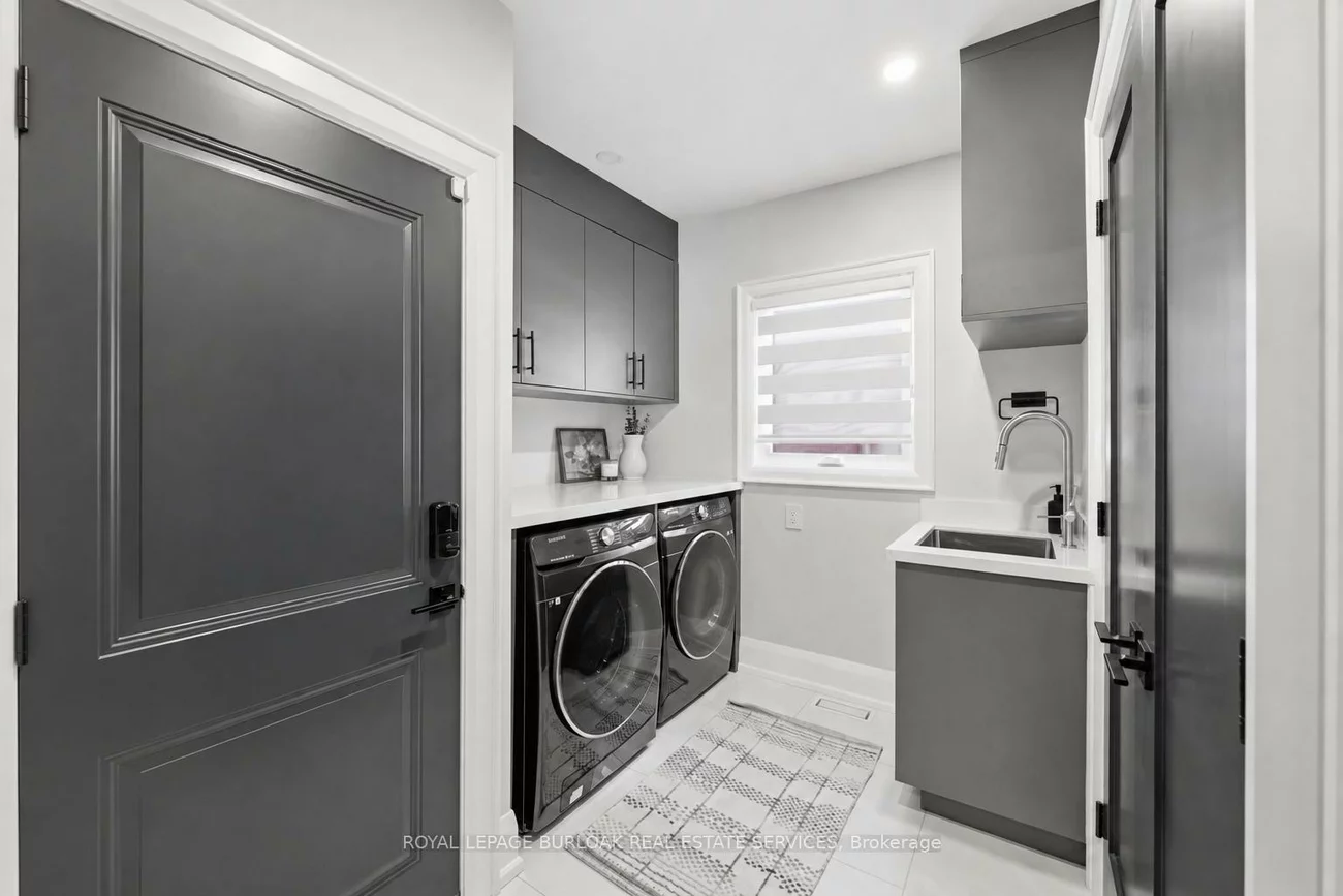 2029, Kempton Park, Central Erin Mills, Mississauga