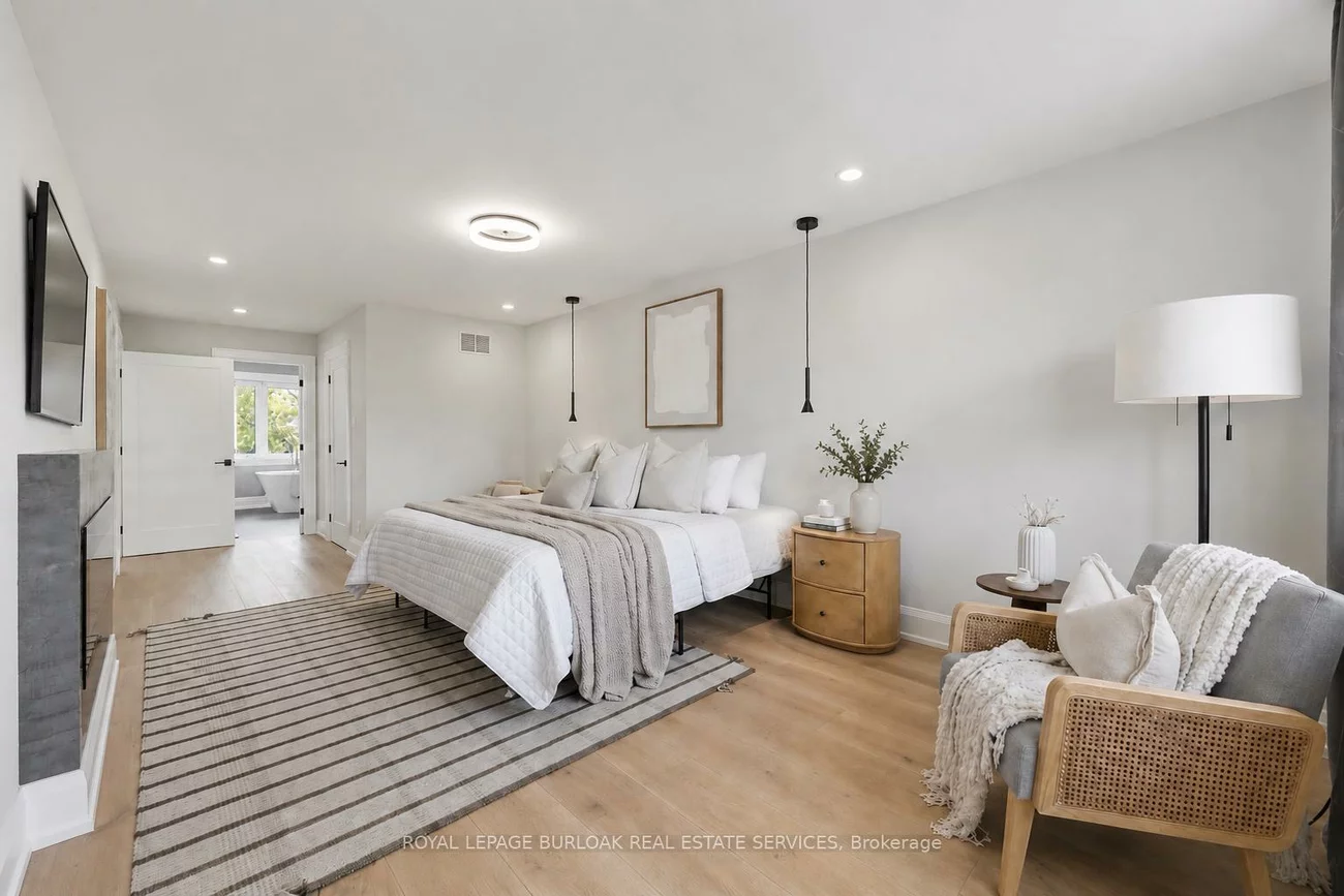 2029, Kempton Park, Central Erin Mills, Mississauga