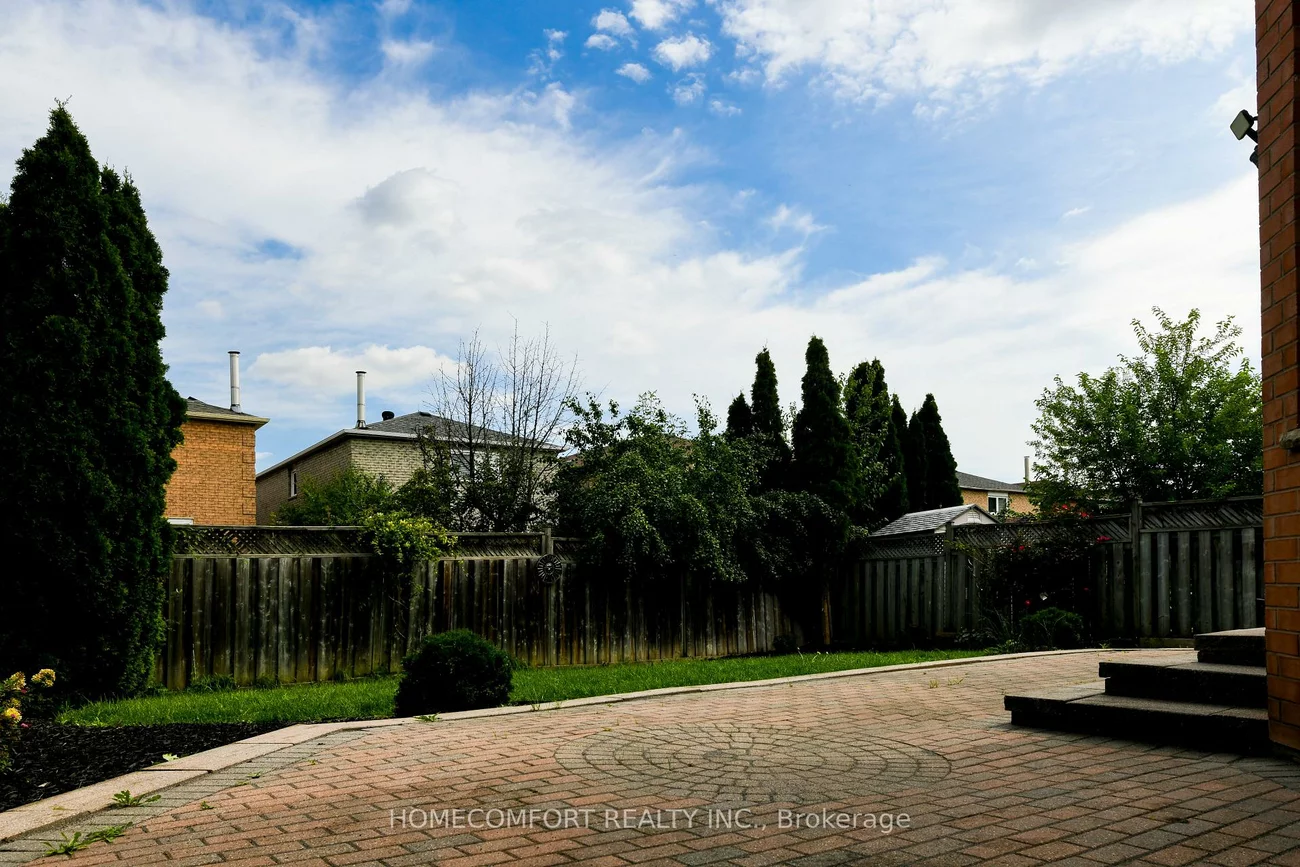 3557, old orchard park, Fairview, Mississauga