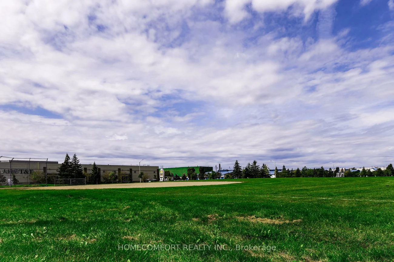 3557, old orchard park, Fairview, Mississauga