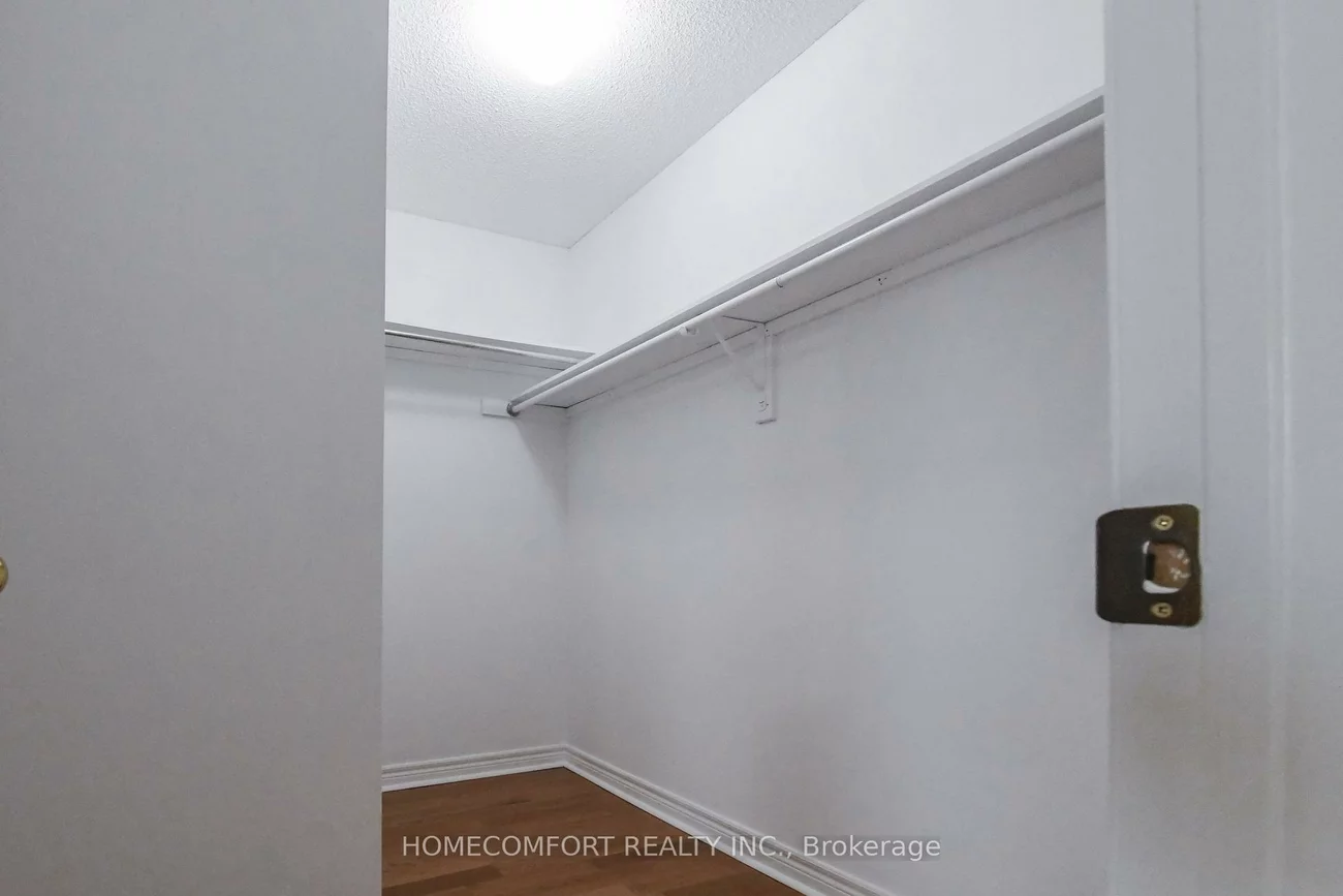 3557, old orchard park, Fairview, Mississauga