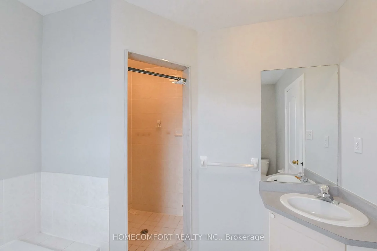 3557, old orchard park, Fairview, Mississauga
