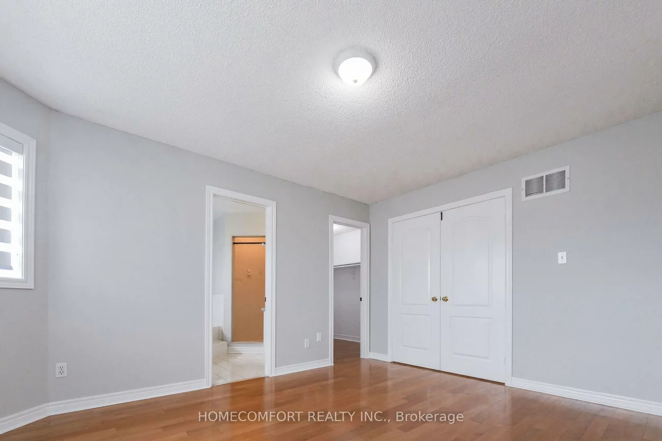 3557, old orchard park, Fairview, Mississauga