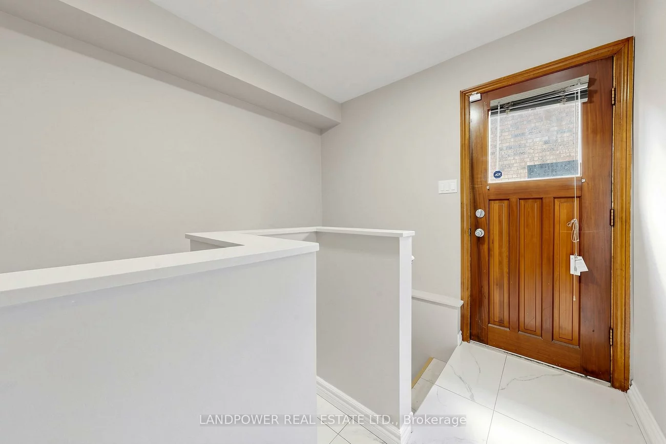 317, Paisley, Cooksville, Mississauga
