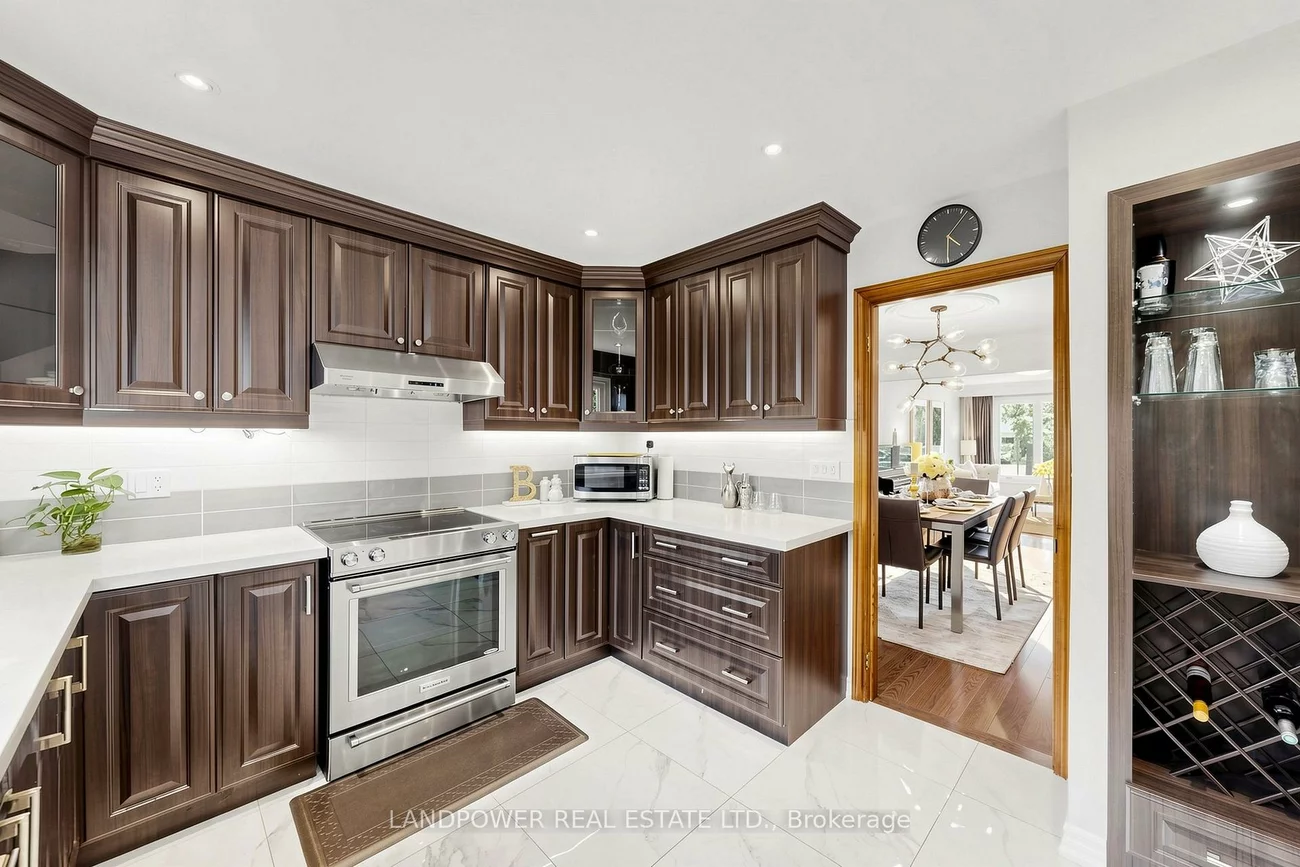 317, Paisley, Cooksville, Mississauga