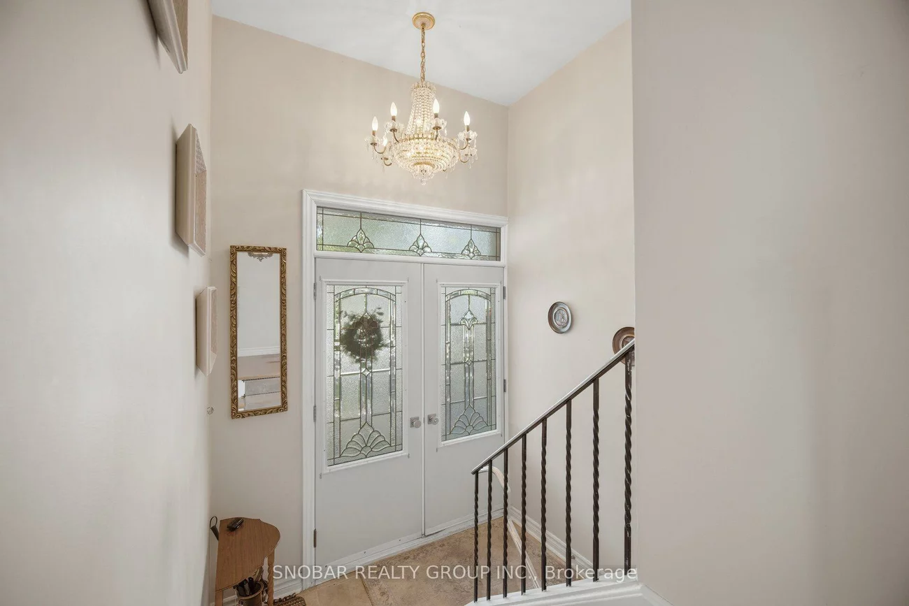 1408, Ballyclare, Erindale, Mississauga