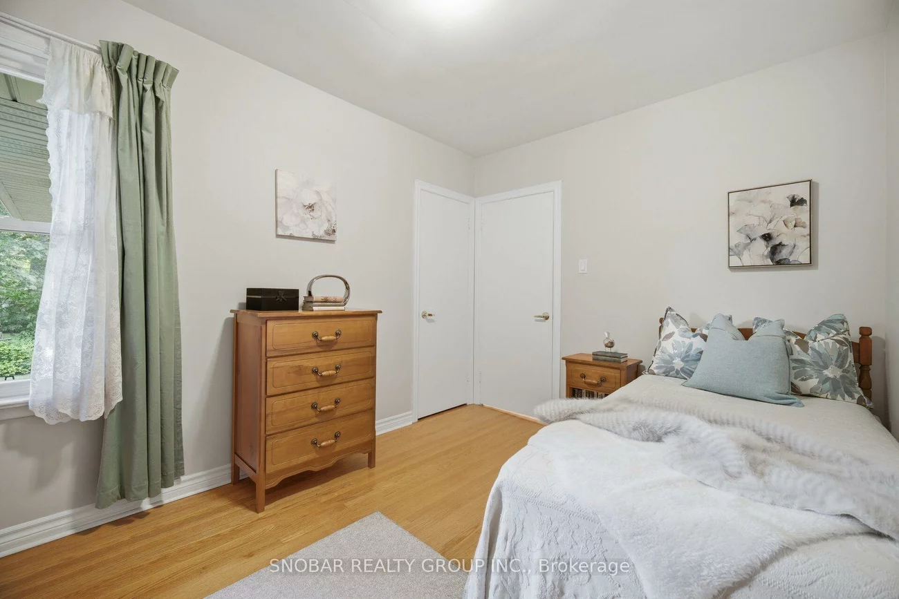 1408, Ballyclare, Erindale, Mississauga