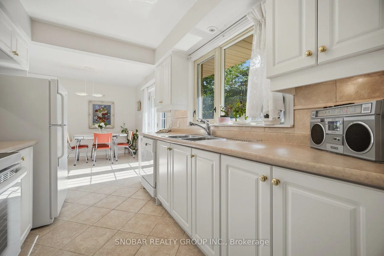 1408, Ballyclare, Erindale, Mississauga
