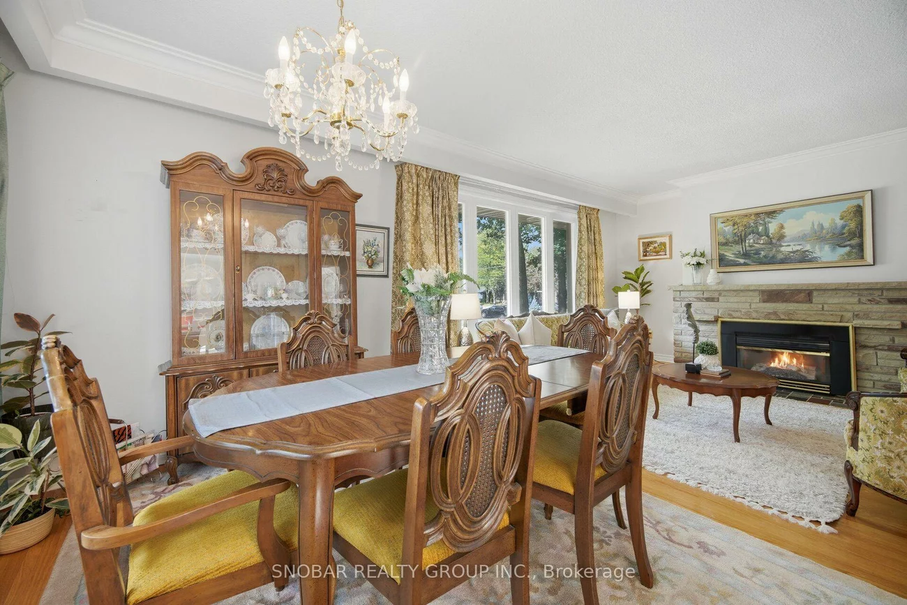 1408, Ballyclare, Erindale, Mississauga