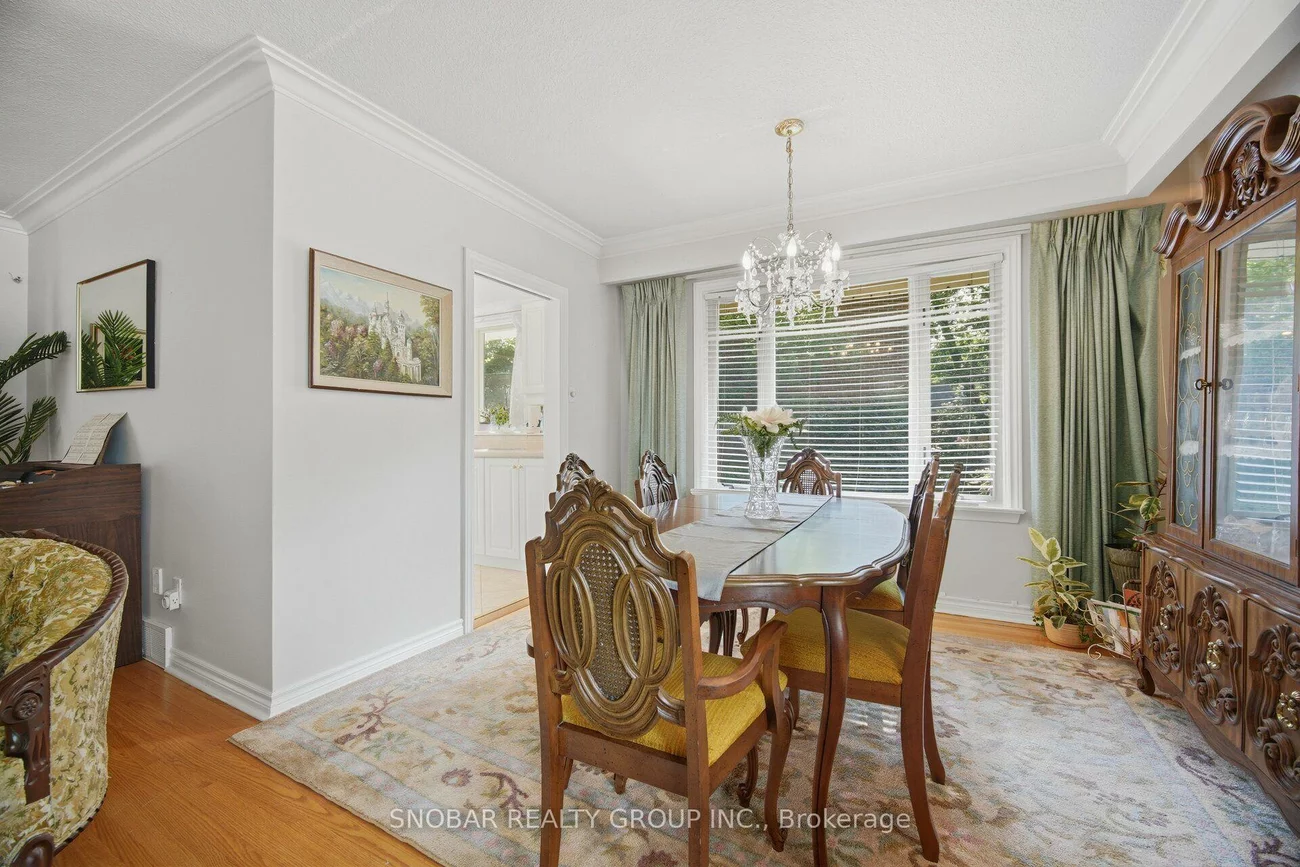 1408, Ballyclare, Erindale, Mississauga