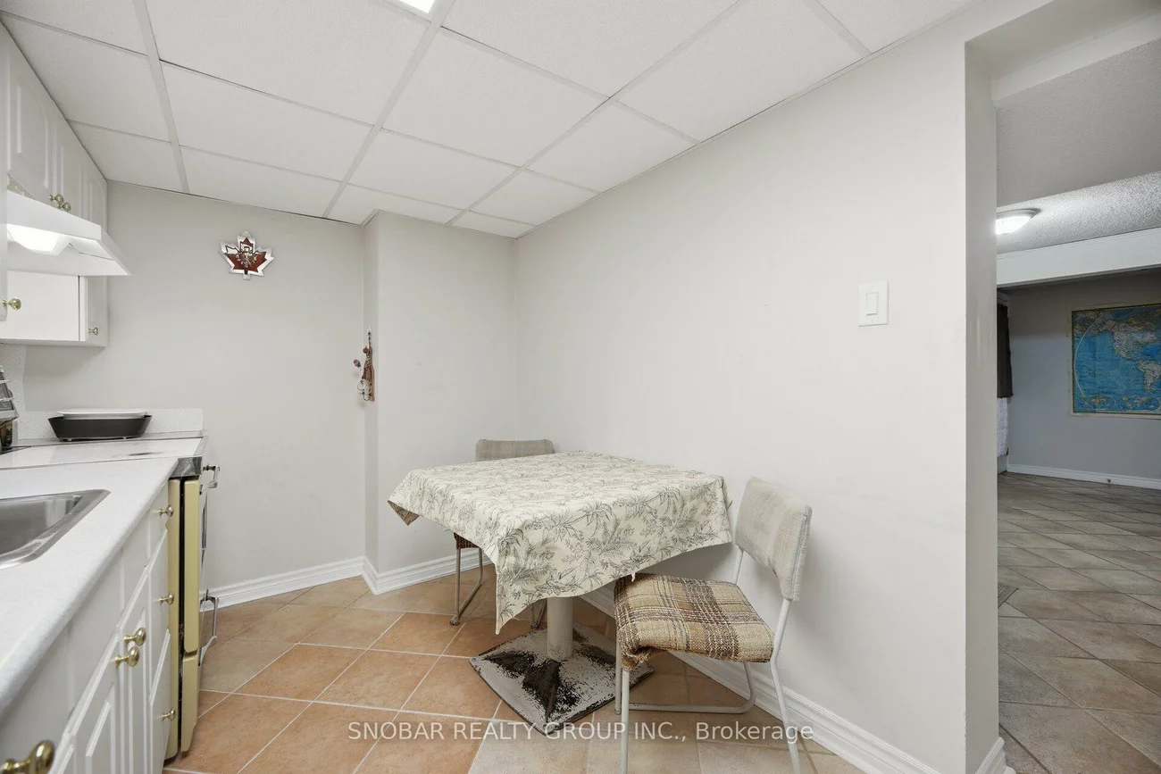 1408, Ballyclare, Erindale, Mississauga