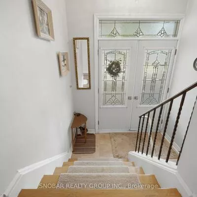 1408, Ballyclare, Erindale, Mississauga