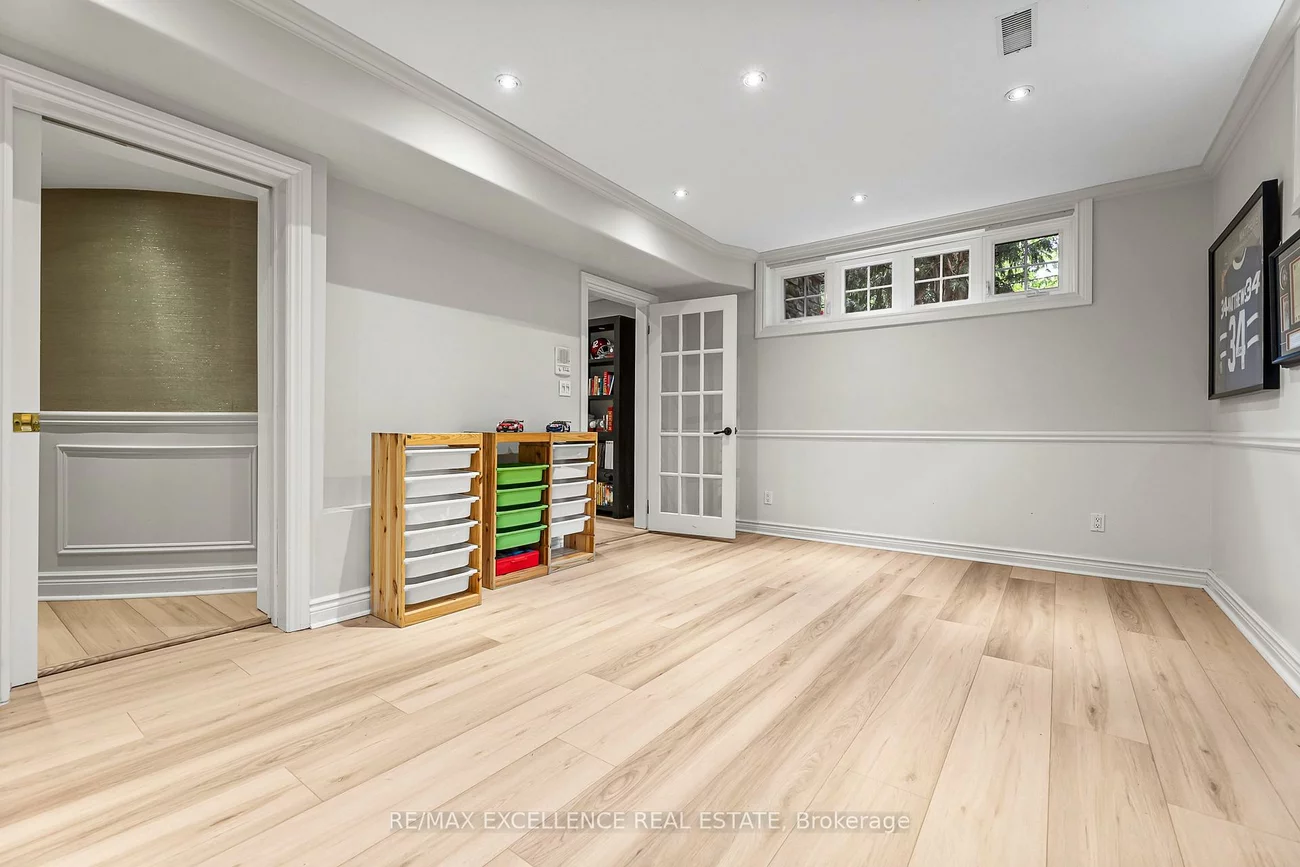 2446, Hammond, Sheridan, Mississauga