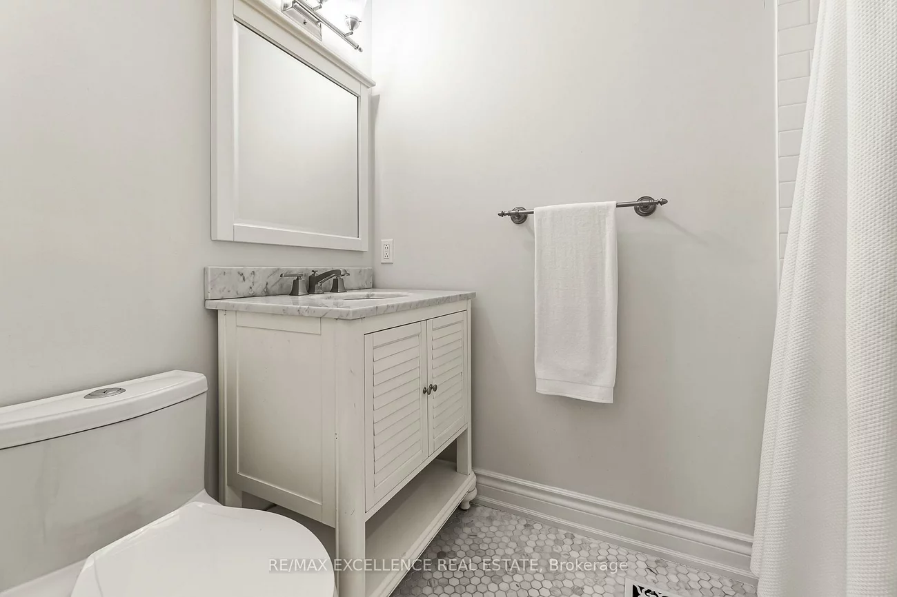 2446, Hammond, Sheridan, Mississauga