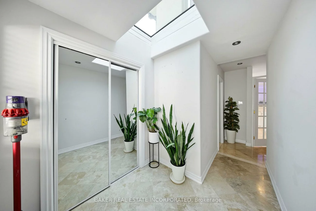 3415, Schomberg, Applewood, Mississauga
