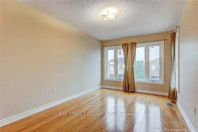 2870, Westbury, Central Erin Mills, Mississauga