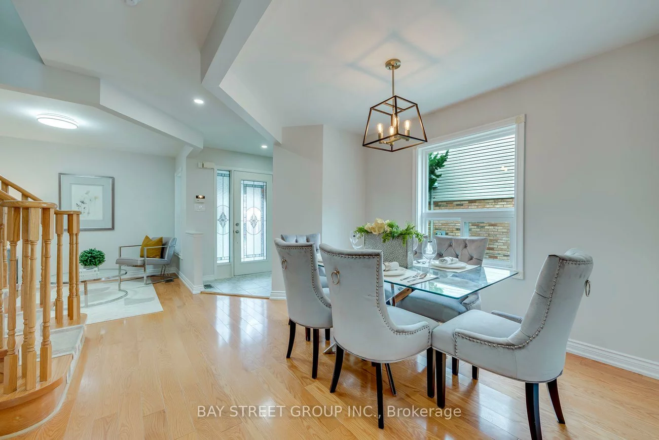 2870, Westbury, Central Erin Mills, Mississauga