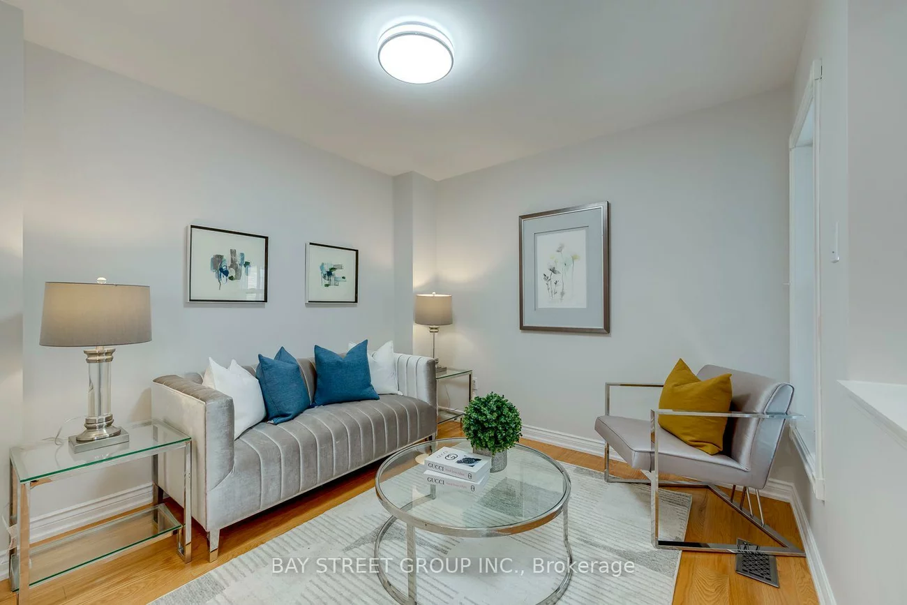 2870, Westbury, Central Erin Mills, Mississauga