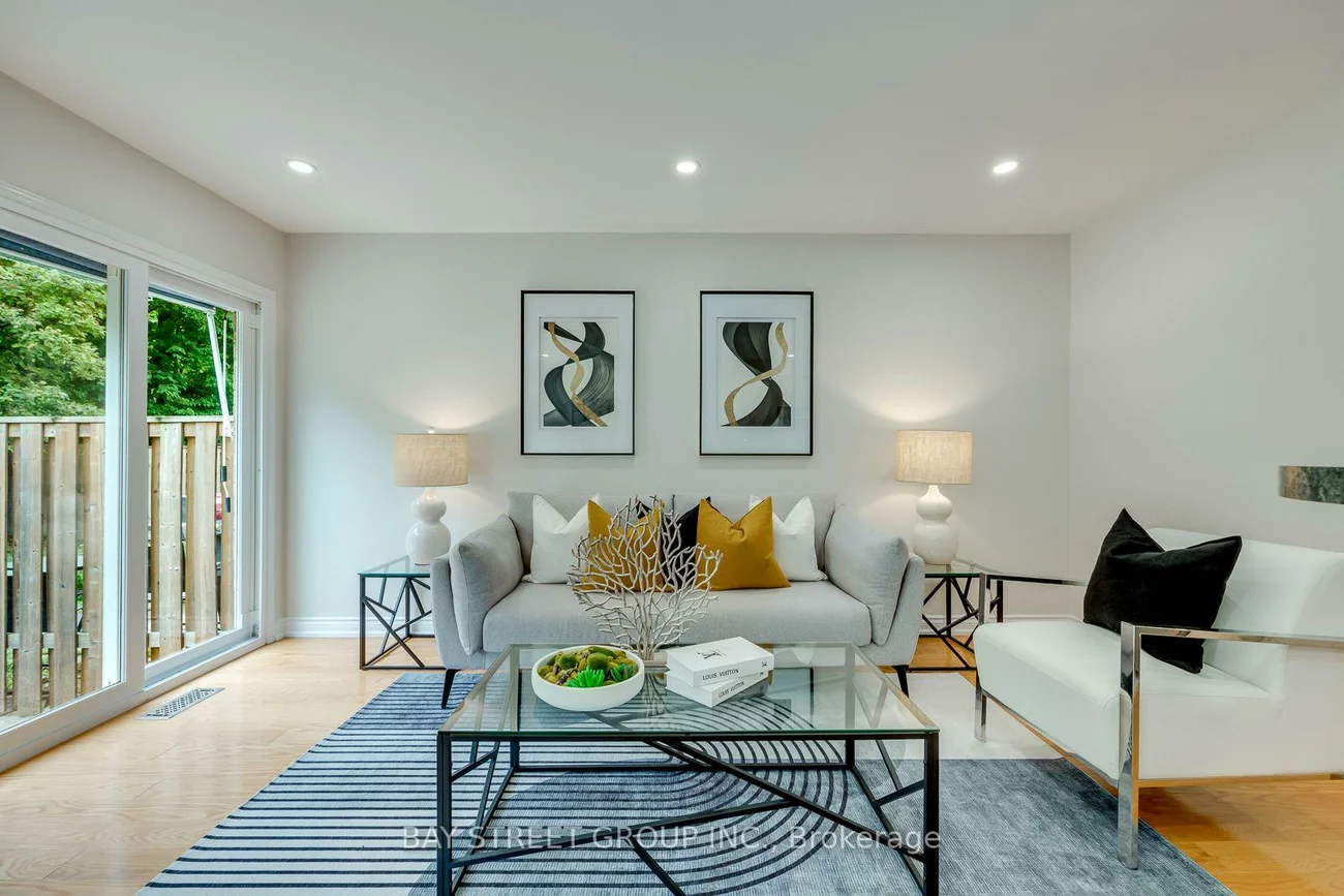 2870, Westbury, Central Erin Mills, Mississauga
