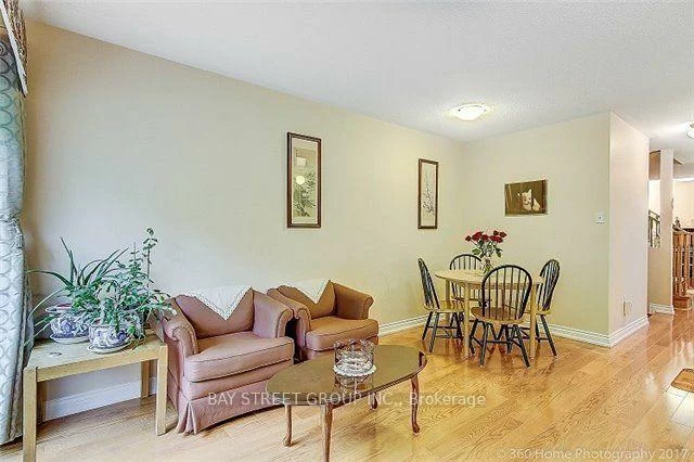 2870, Westbury, Central Erin Mills, Mississauga