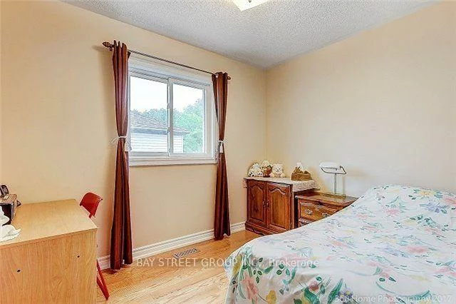 2870, Westbury, Central Erin Mills, Mississauga