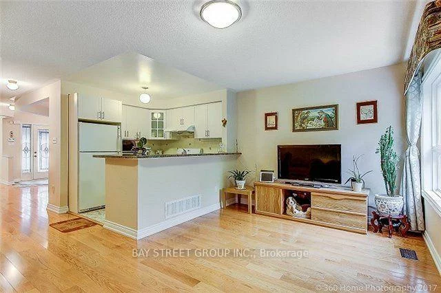 2870, Westbury, Central Erin Mills, Mississauga