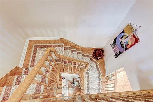 2870, Westbury, Central Erin Mills, Mississauga