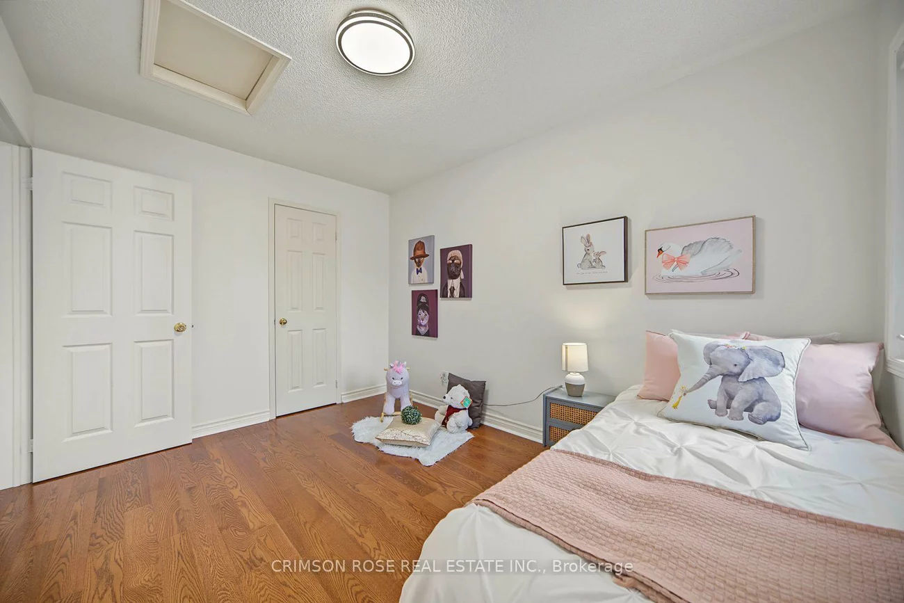 5274, Marblewood, East Credit, Mississauga