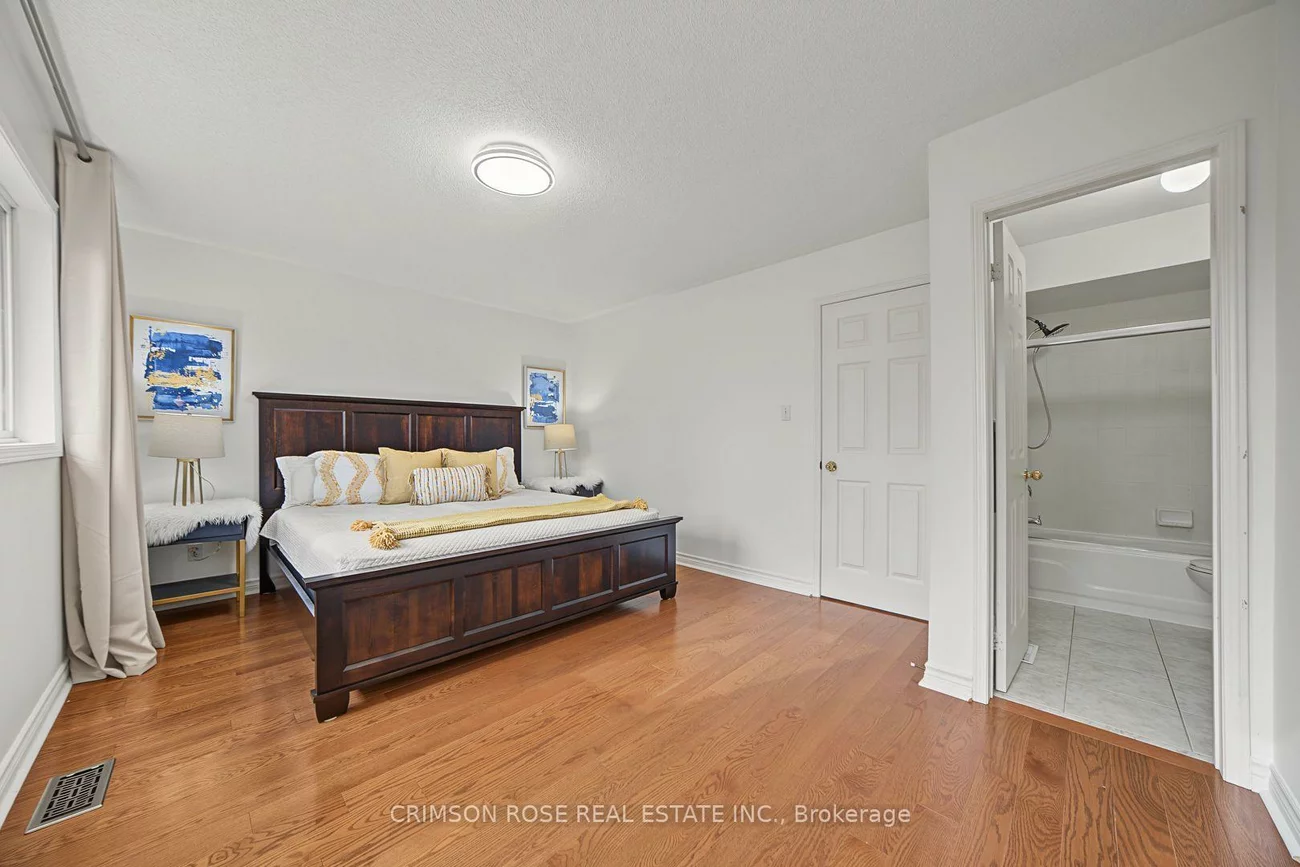 5274, Marblewood, East Credit, Mississauga