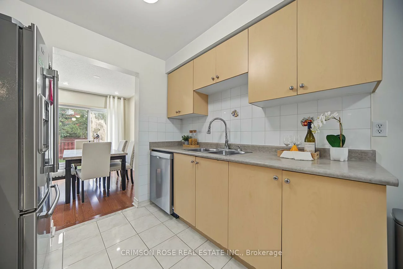 5274, Marblewood, East Credit, Mississauga