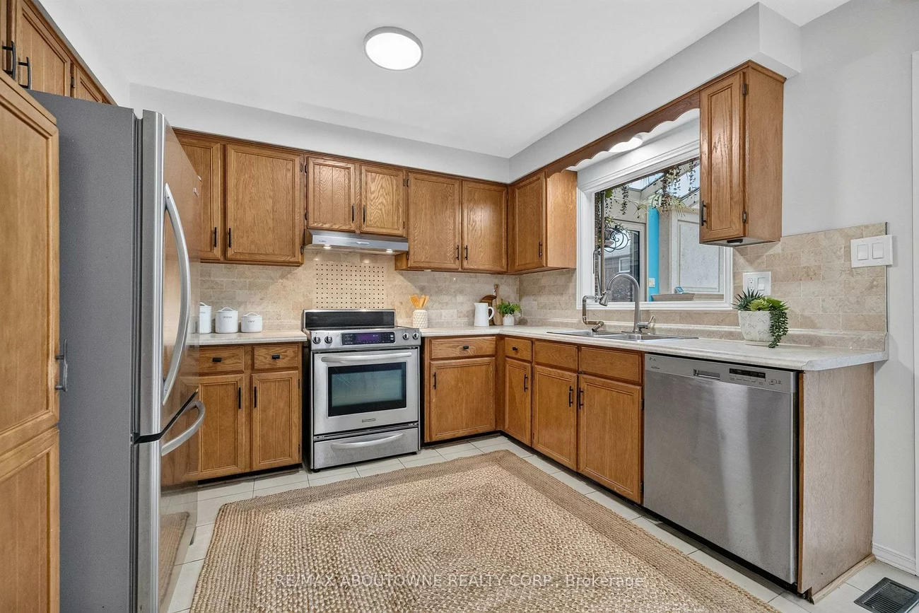 1191, Carlo, Rathwood, Mississauga