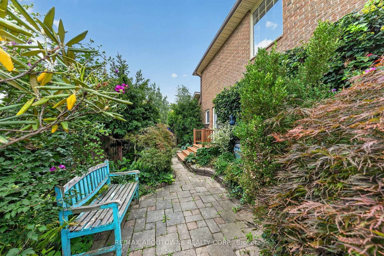 1191, Carlo, Rathwood, Mississauga