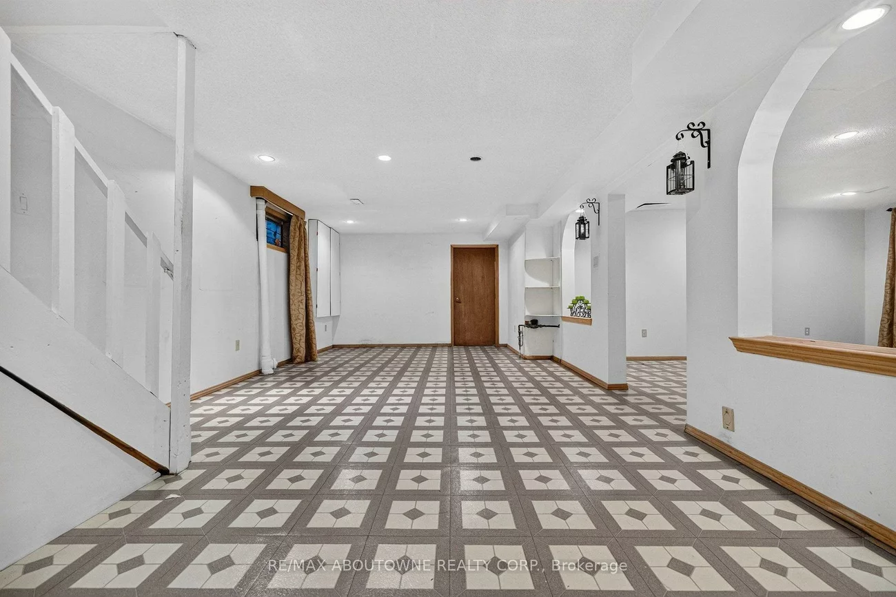 1191, Carlo, Rathwood, Mississauga