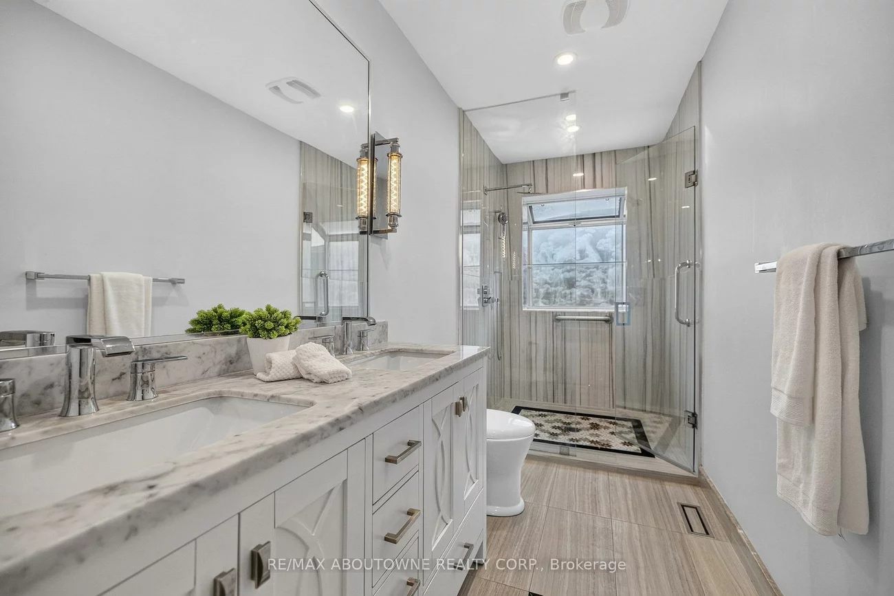 1191, Carlo, Rathwood, Mississauga