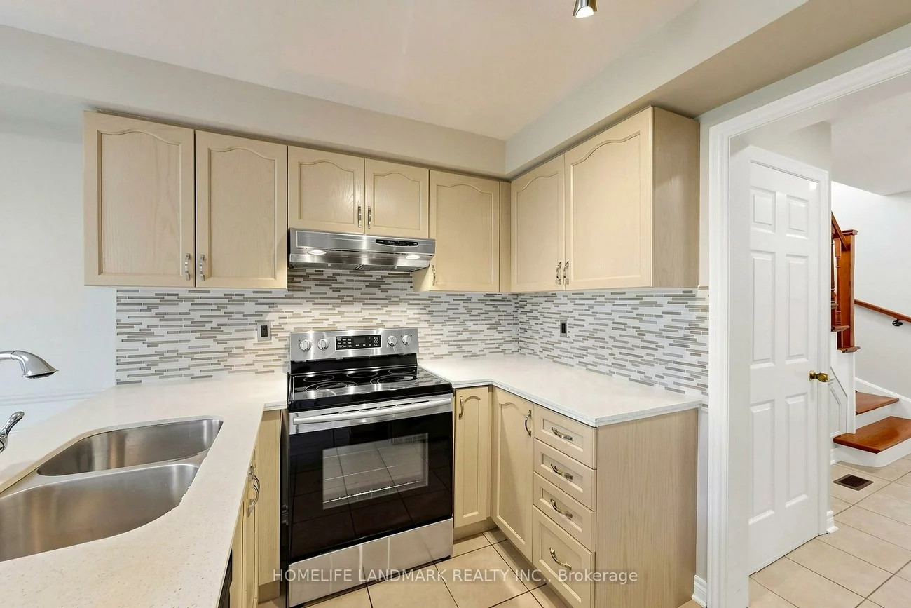 5853, Swordsman, Churchill Meadows, Mississauga