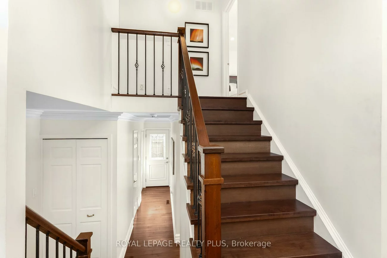 2985, Dancer, Erin Mills, Mississauga