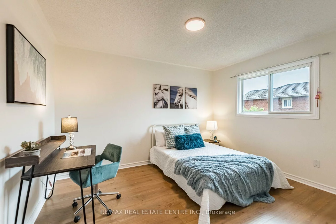 829, Stargazer, East Credit, Mississauga