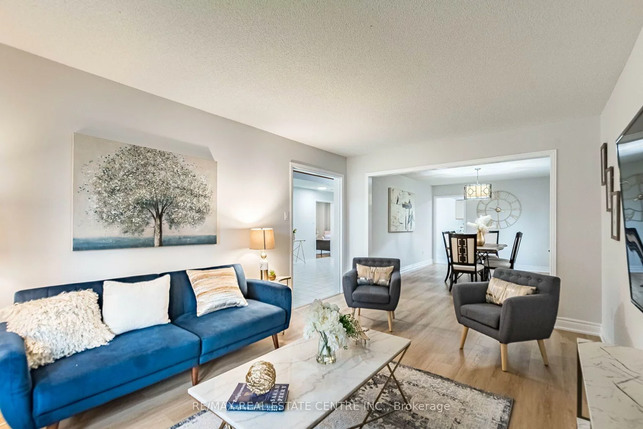 829, Stargazer, East Credit, Mississauga