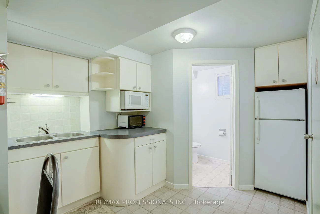 4357, Poltava, Rathwood, Mississauga