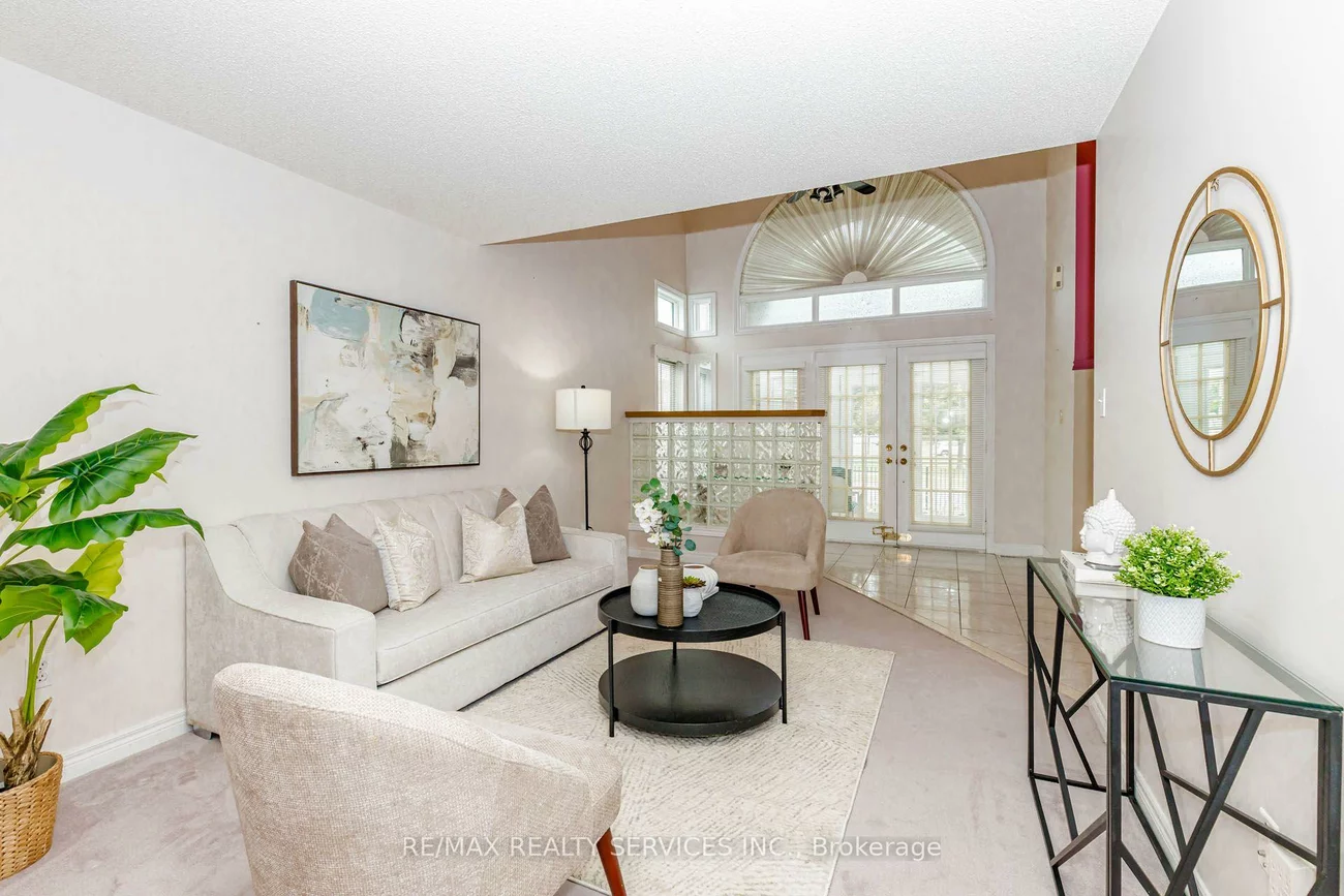 5772, Whitehorn, East Credit, Mississauga